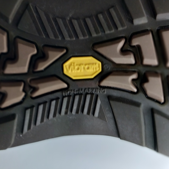 CHACO Like New Vibrant Women's Size 8W Brown and Gray Sandals - Picture 10 of 10